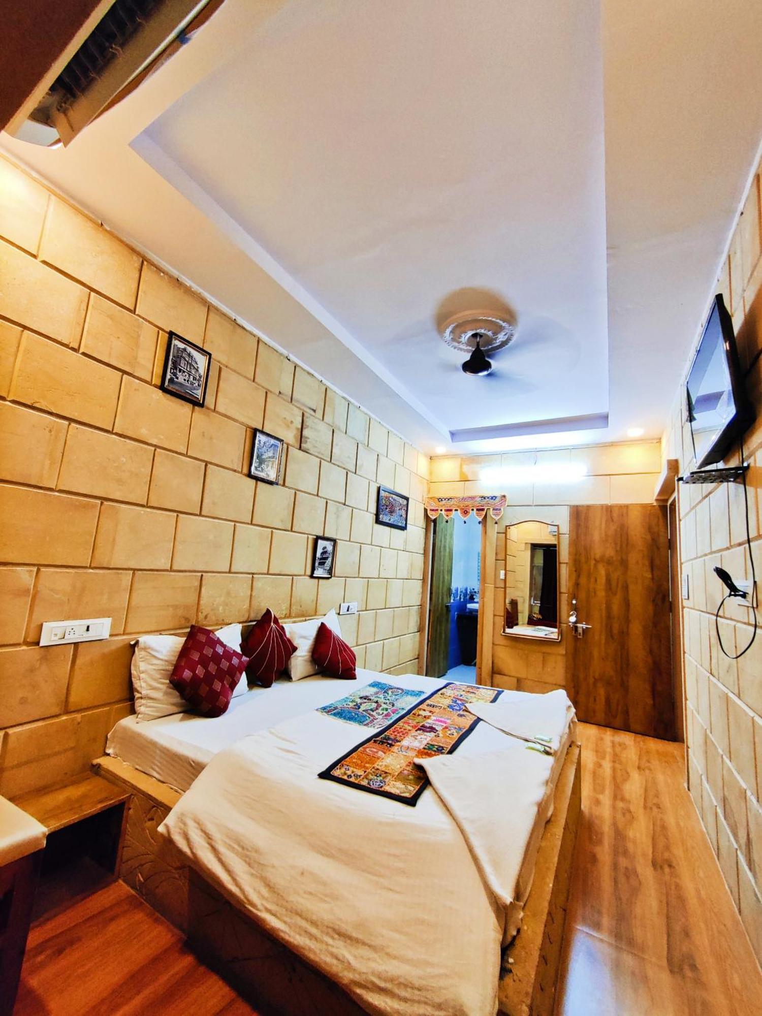 Hotel Jaswant Palace Jaisalmer Room photo